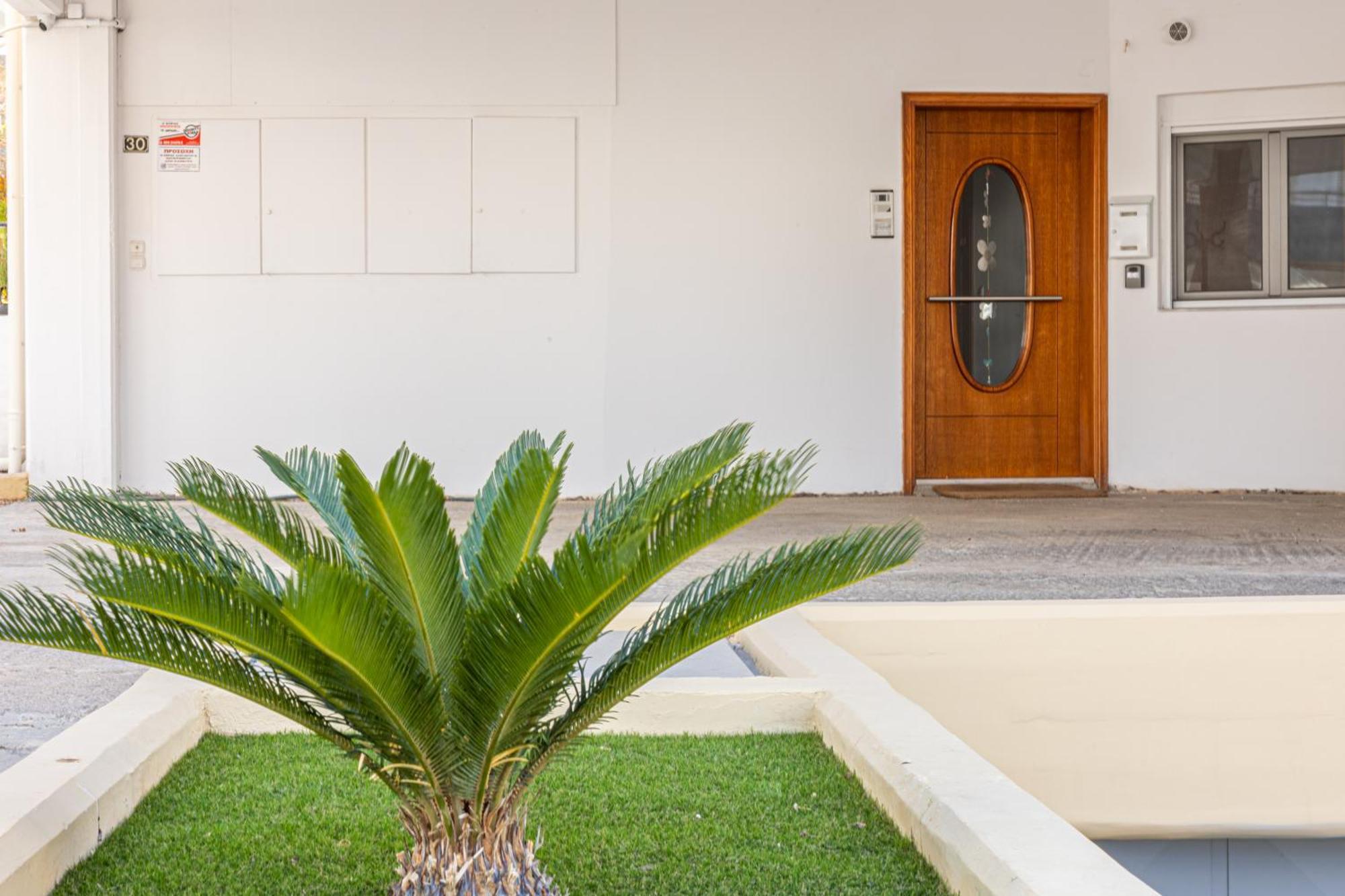 Garden Luxury Apartment 이라클리온 외부 사진