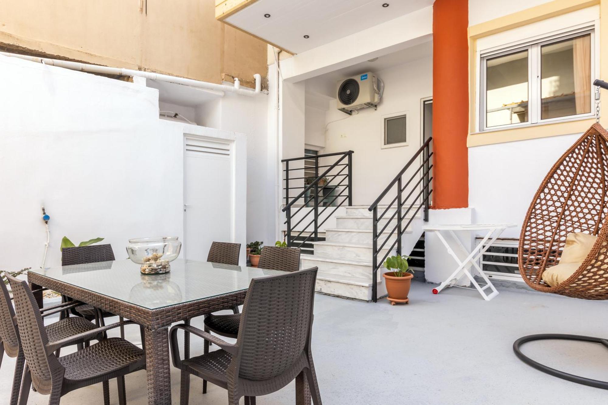 Garden Luxury Apartment 이라클리온 외부 사진