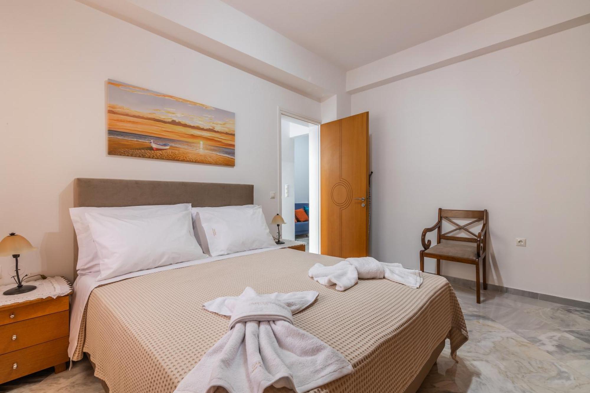Garden Luxury Apartment 이라클리온 외부 사진