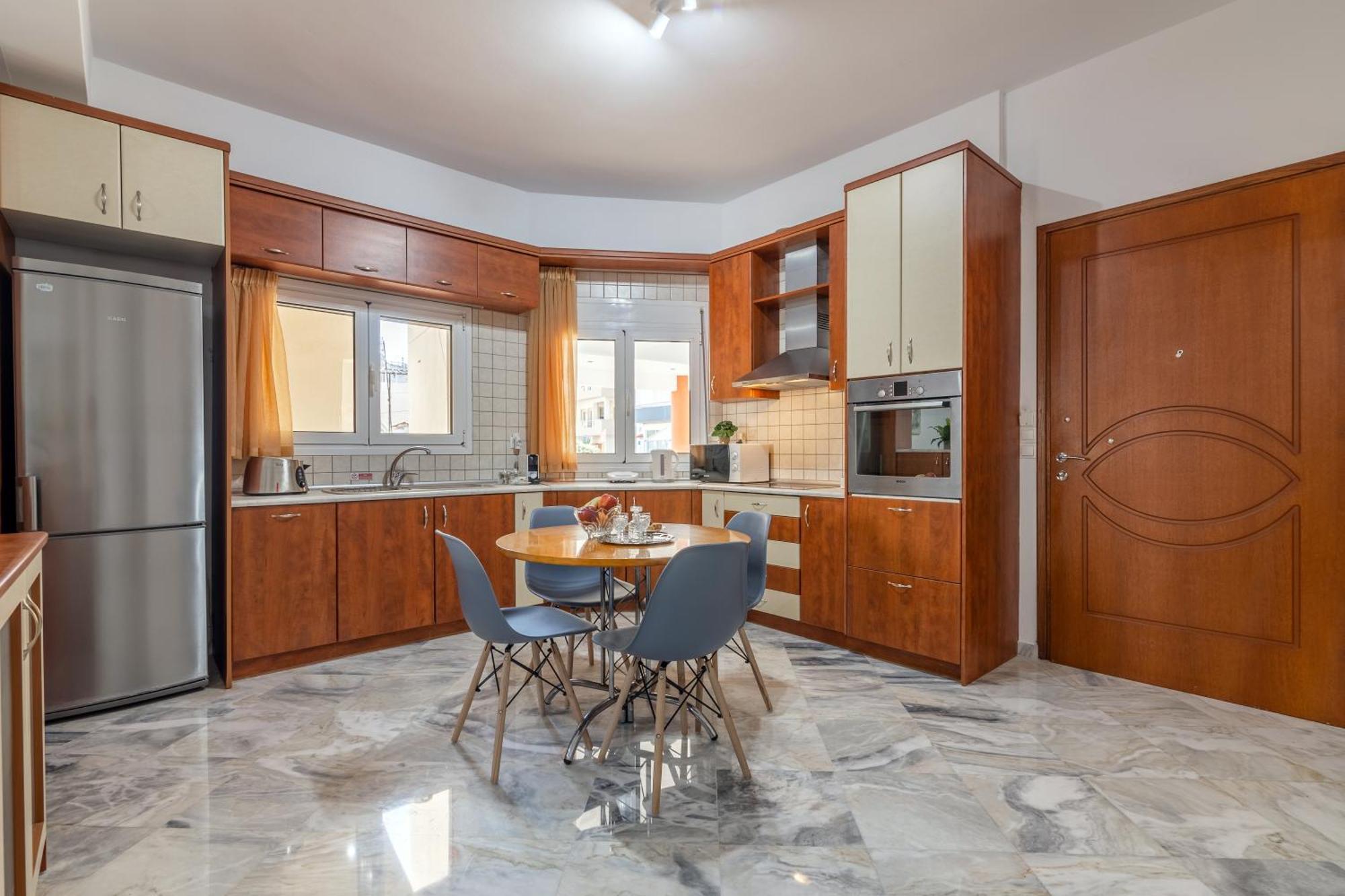 Garden Luxury Apartment 이라클리온 외부 사진