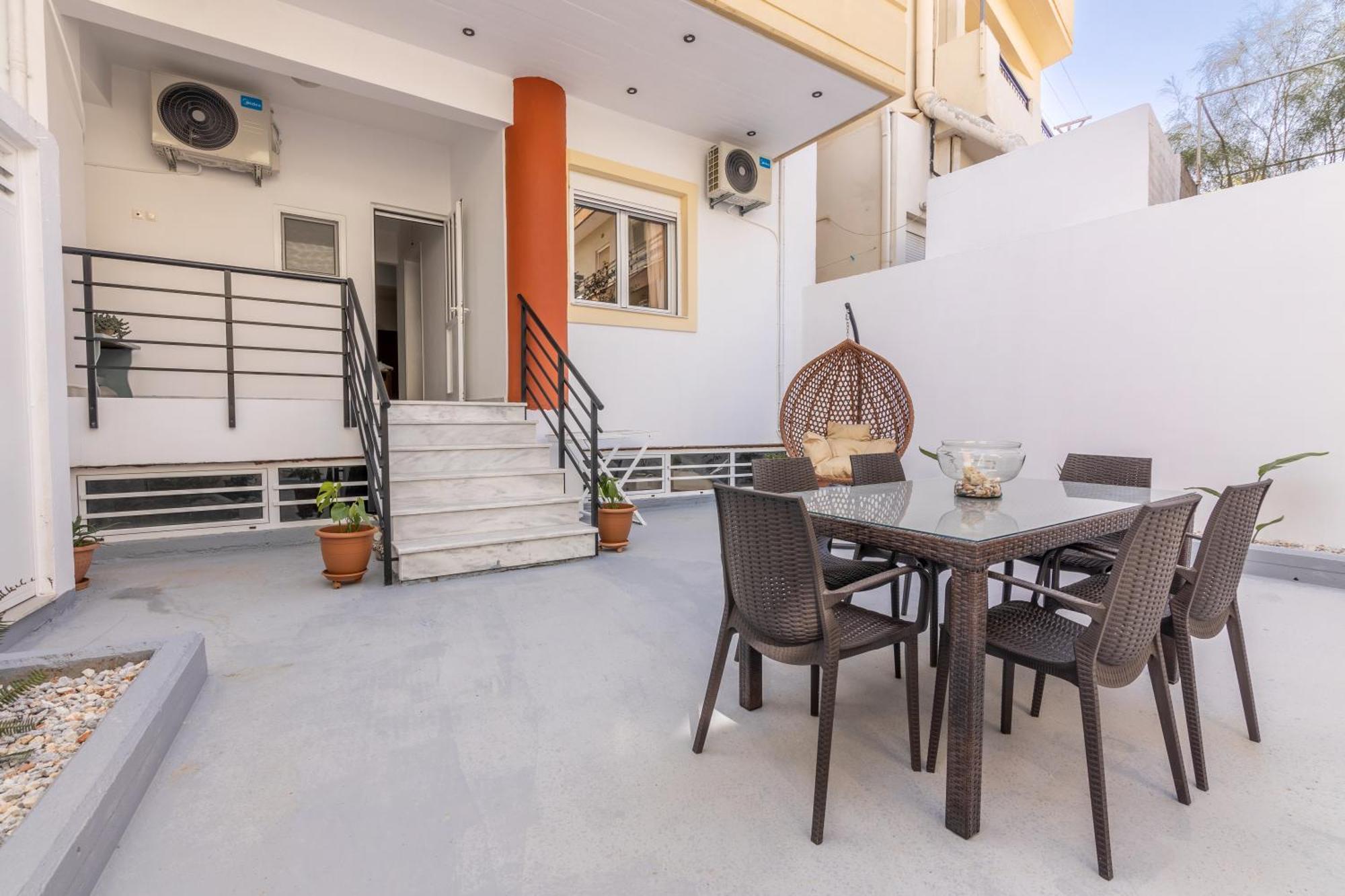 Garden Luxury Apartment 이라클리온 외부 사진